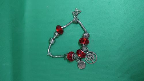  Braccialetto con charms